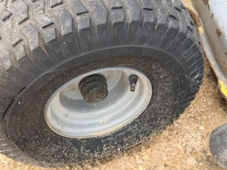 john-deere-17-image-4