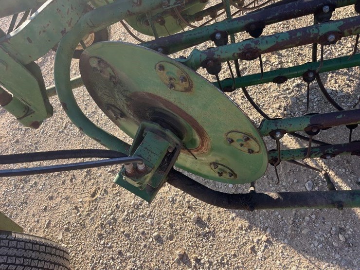 john-deere-700-image-18