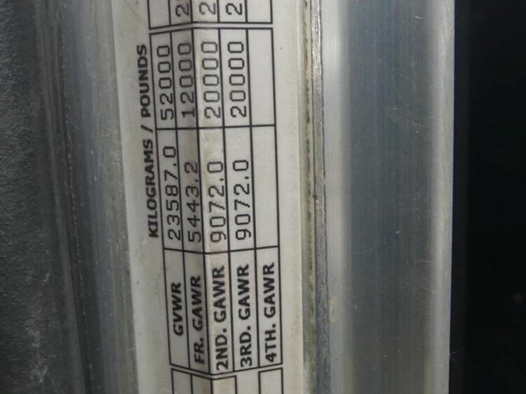 2020-peterbilt-389-image-21