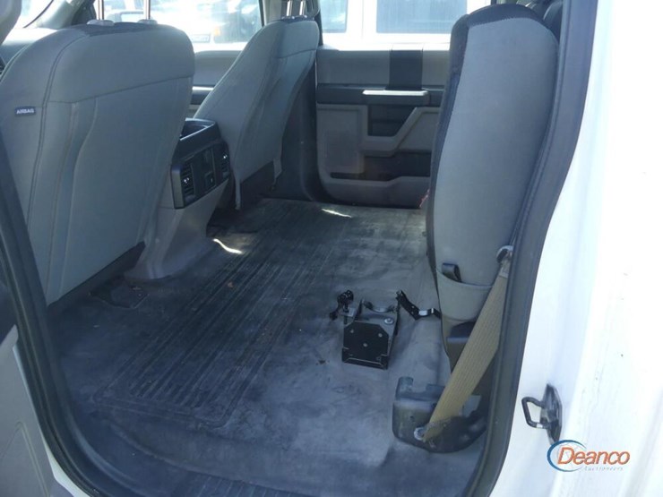 2019-ford-f150-image-8