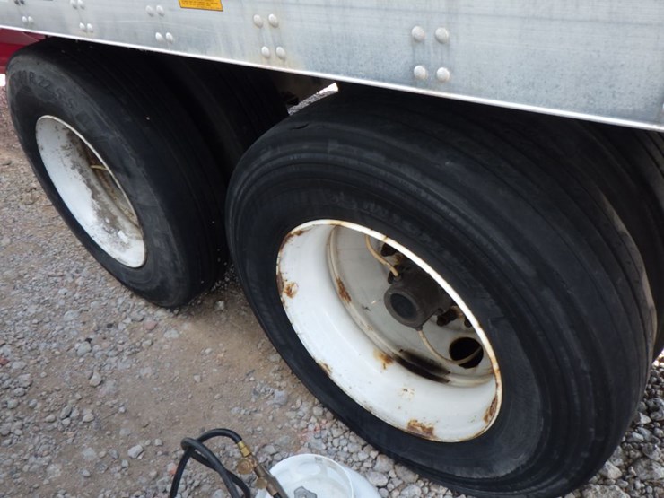 2017-utility-van-image-17