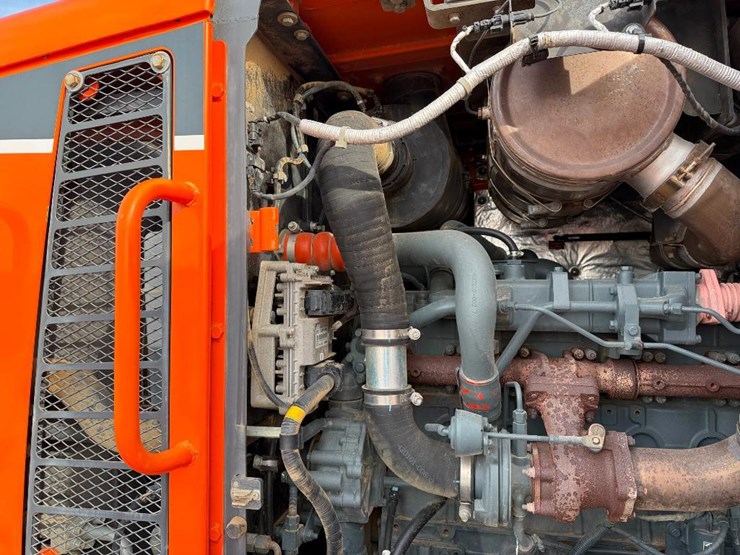 2017-doosan-dl220-5-image-49