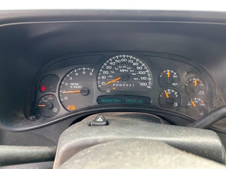 2006-chevrolet-3500-image-51