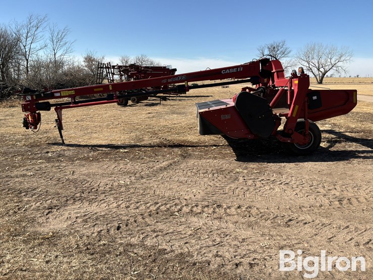 2020-case-ih-dc133-image-8