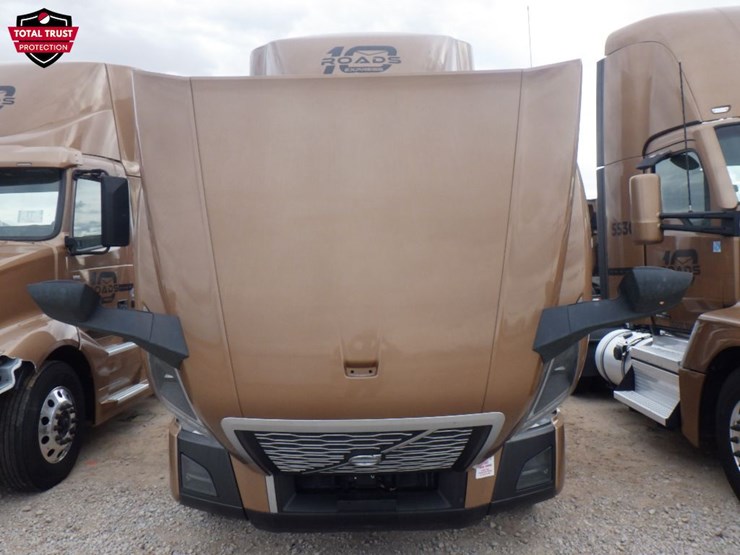 2023-volvo-vnl-300-image-20