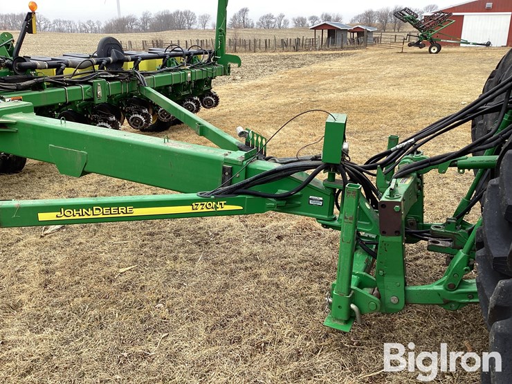 2010-john-deere-1770nt-image-10