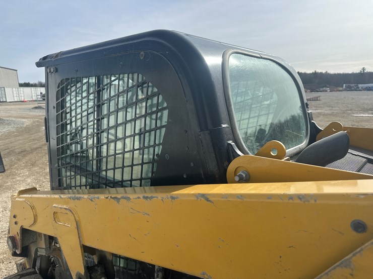 caterpillar-226d-image-11