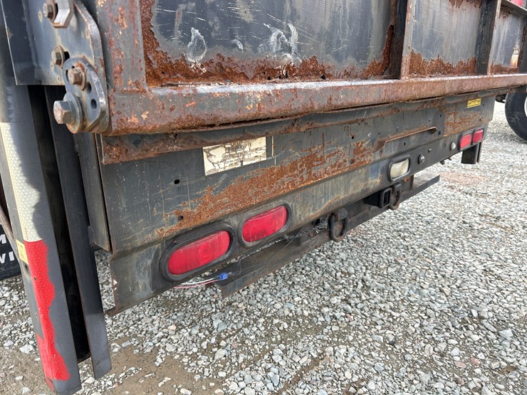 2006-chevrolet-3500-image-28