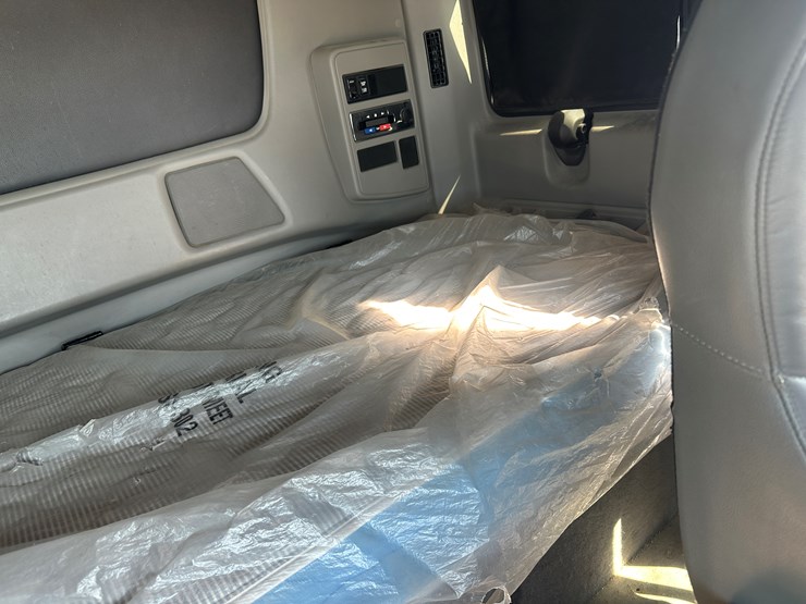 2017-international-lt-image-44