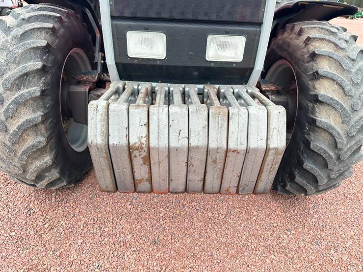 massey-ferguson-8160-image-29