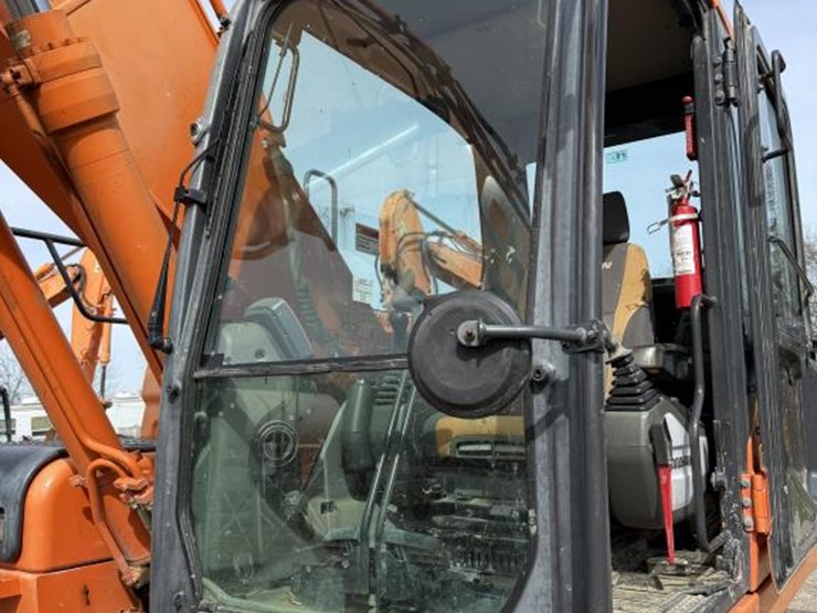 doosan-dx225-lc-3-image-11