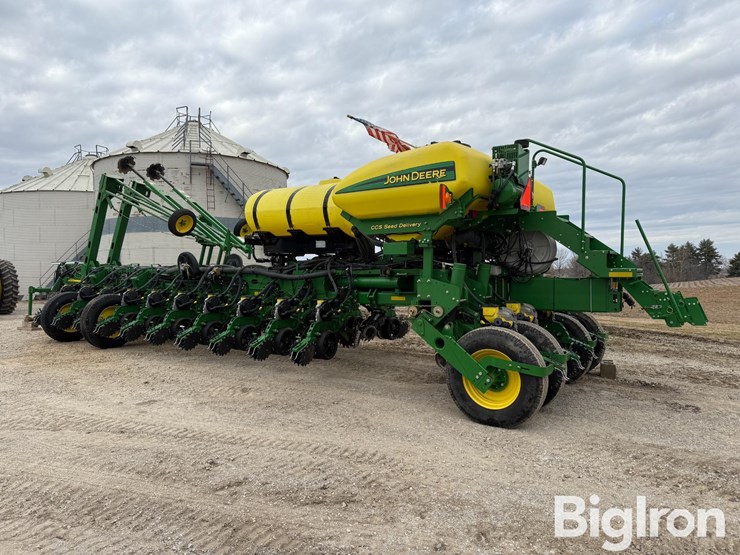 2012-john-deere-1770nt-ccs-image-7