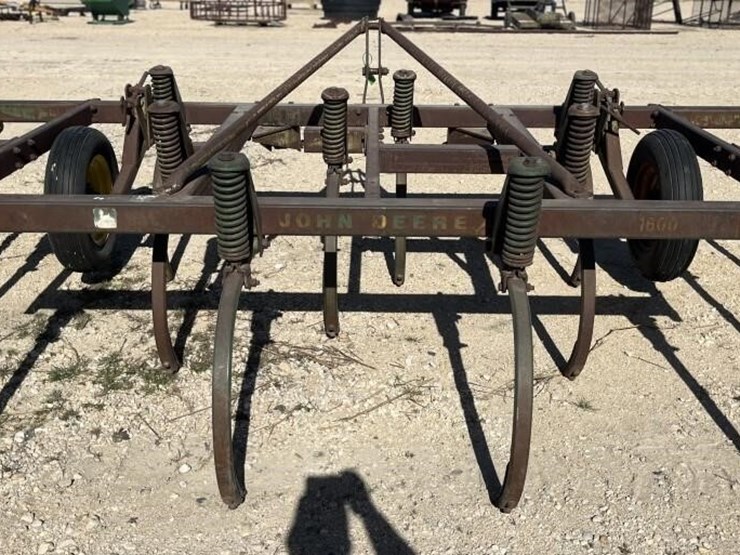 john-deere-1600-image-2