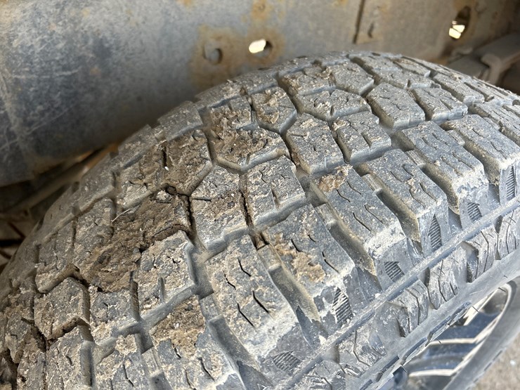 2006-chevrolet-2500-image-63