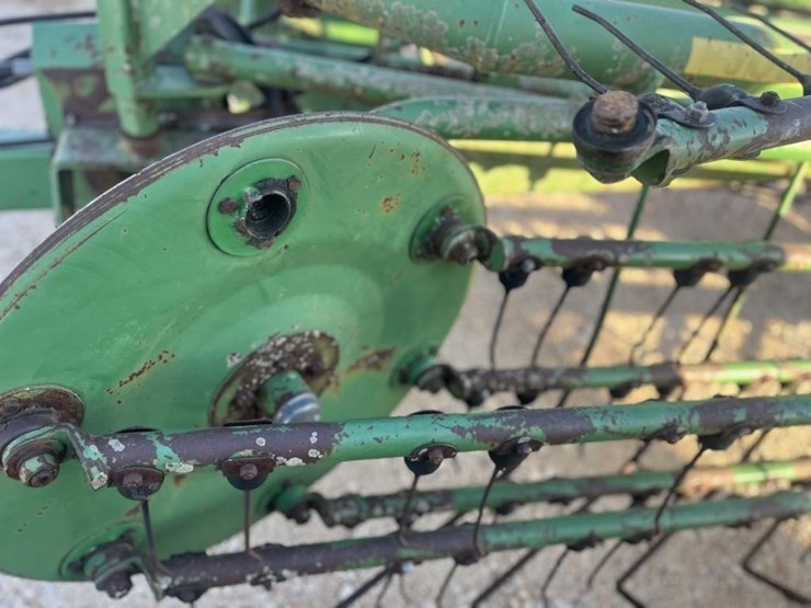 john-deere-700-image-11