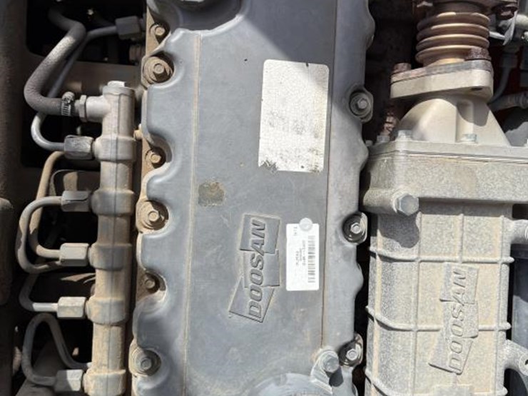 doosan-dx225-lc-3-image-23