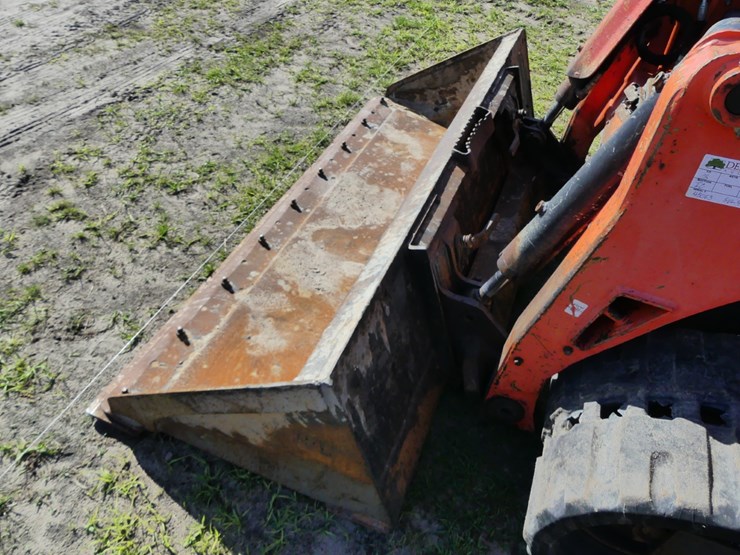 kubota-svl95-2s-image-9