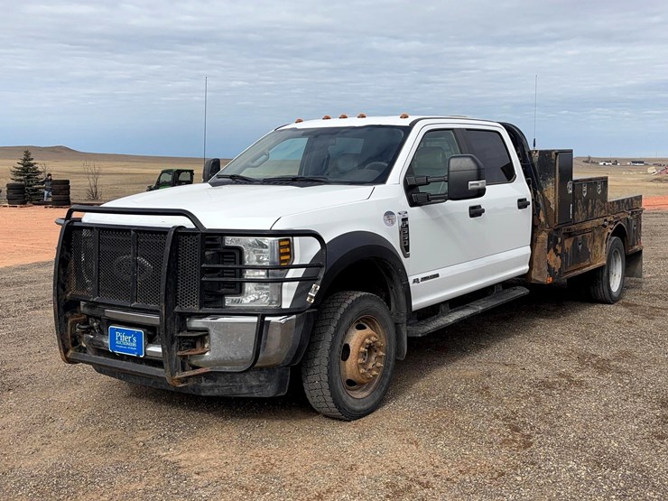 2018-ford-f550-image-1