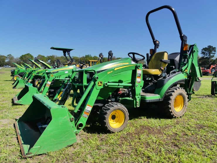 john-deere-1025r-image-1