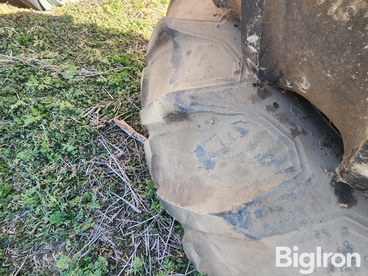 18.4-38-tires,-rims-&-hubs-image-15
