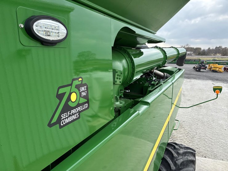 2022-john-deere-s780-image-89