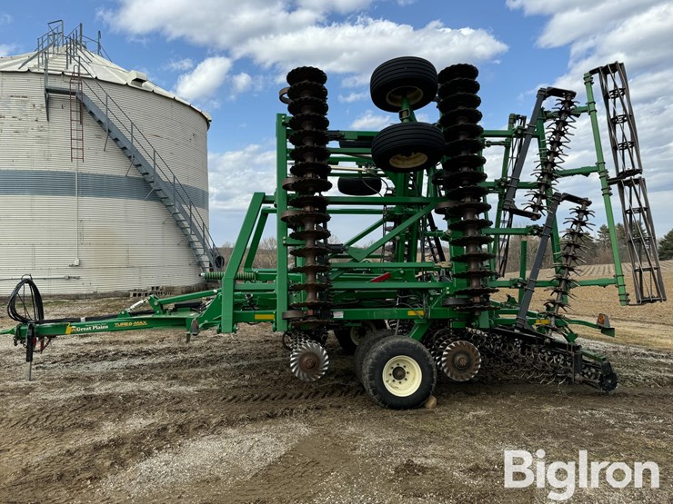 great-plains-3000tm-image-8