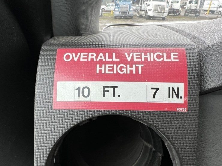 2012-ford-f550-image-36