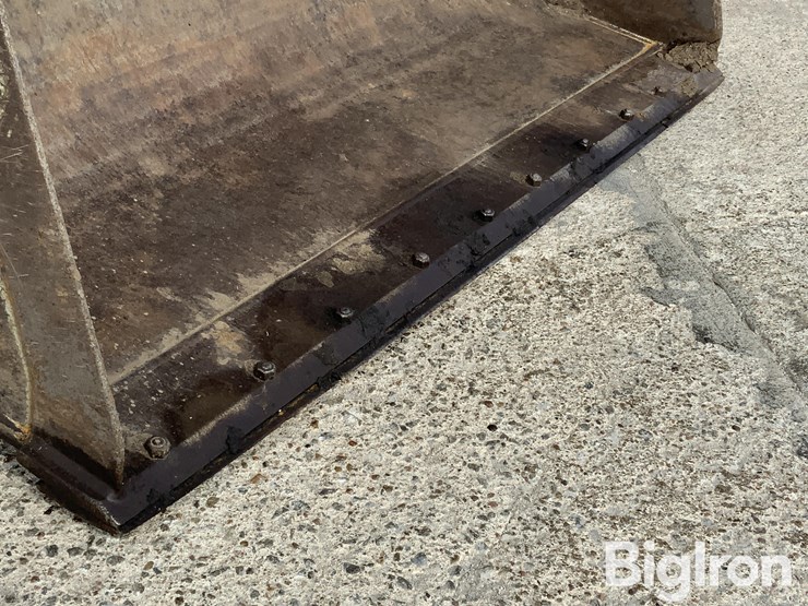 2012-deere-244j-image-12