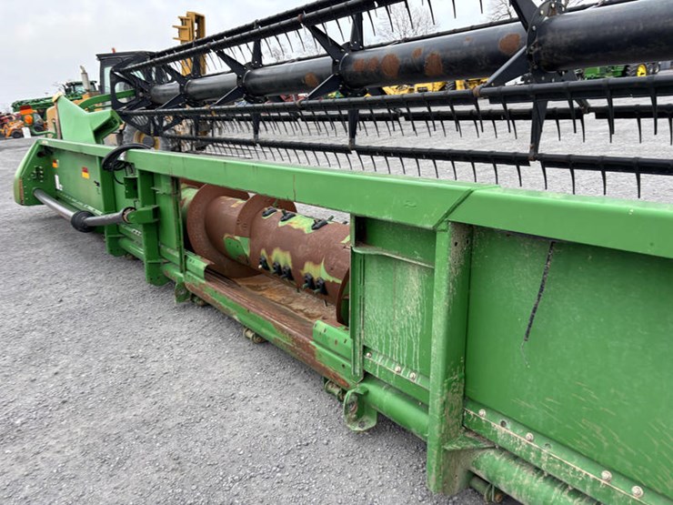 2010-john-deere-635f-image-10