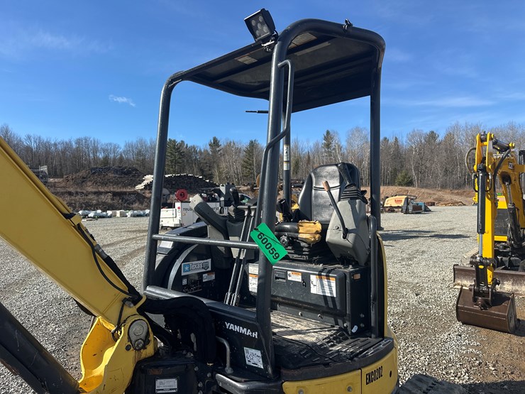 yanmar-vio35-6a-image-36