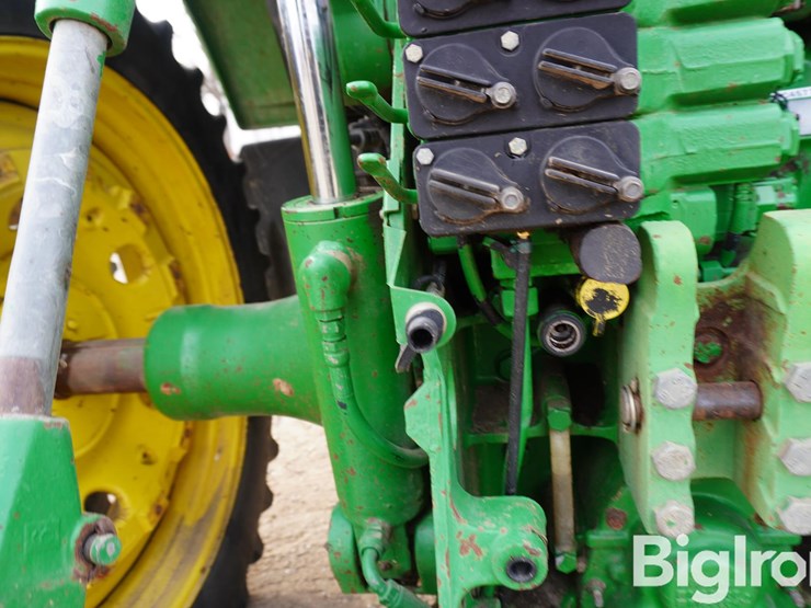 1995-john-deere-8100-image-16