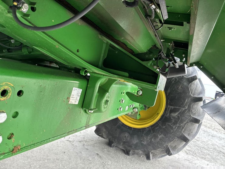 2022-john-deere-s780-image-47