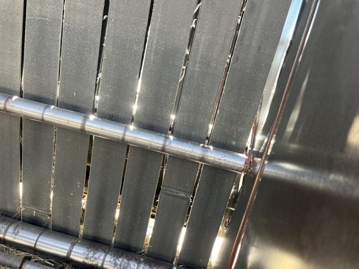 l2---heston-560-baler-image-16