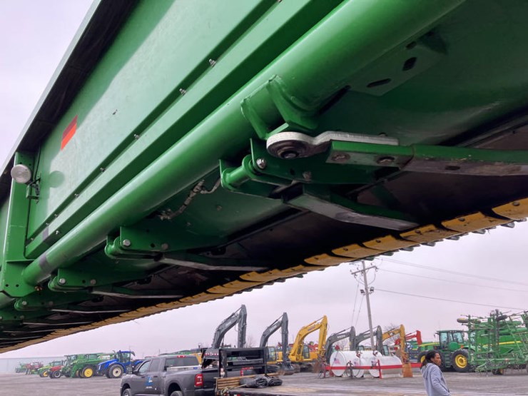 2018-john-deere-635f-image-27