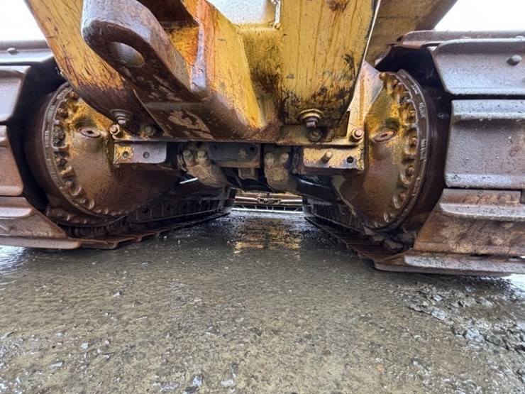 caterpillar-d7-image-11