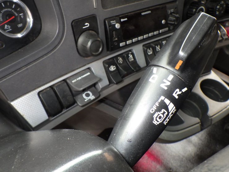 2022-kenworth-t680-image-19