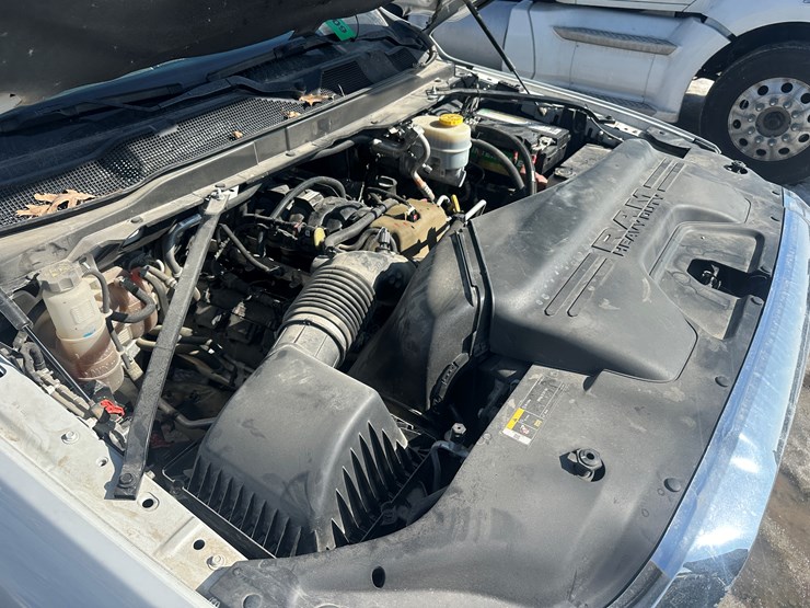 2020-dodge-3500-image-49