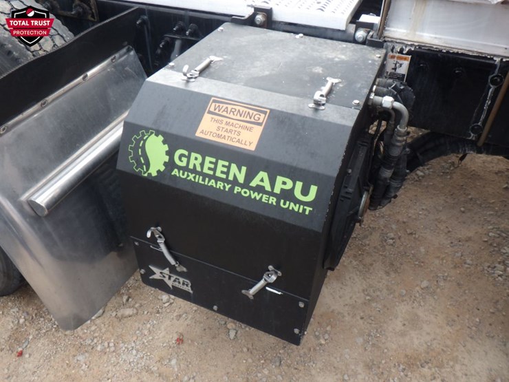 2023-peterbilt-389-image-6