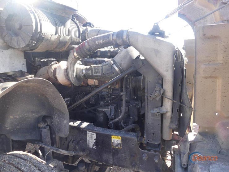 2006-mack-granite-cv713-image-9