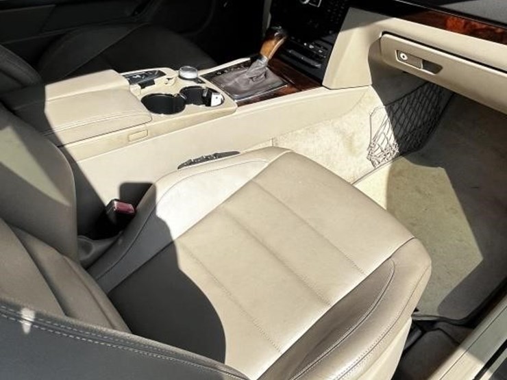 l1---2012-mercedes-benz-e-350-image-8