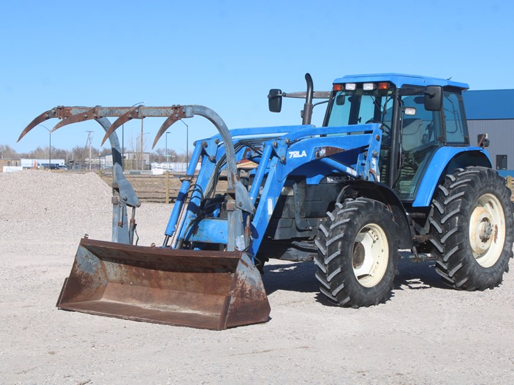 new-holland-tm125-image-11