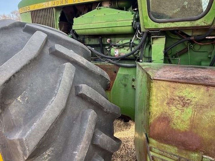 1974-john-deere-7520-image-16