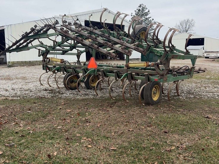 john-deere-1010-image-6