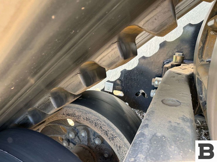 2024-case-ih-525-image-32