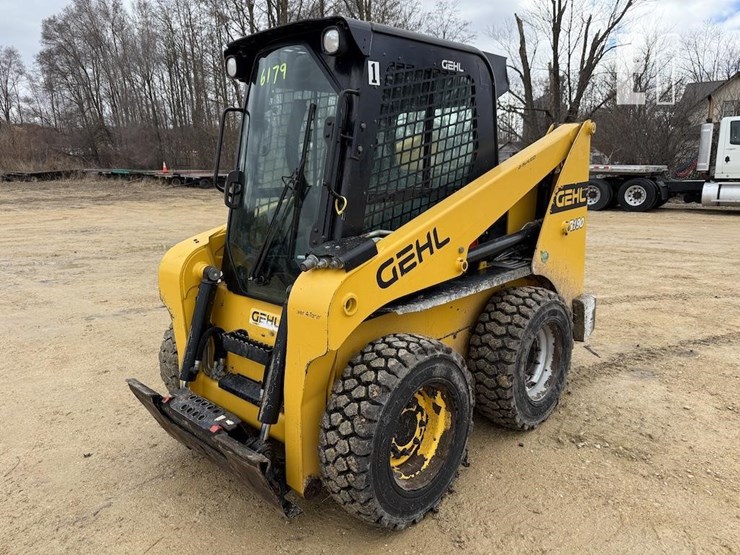 2021-gehl-r190-image-1