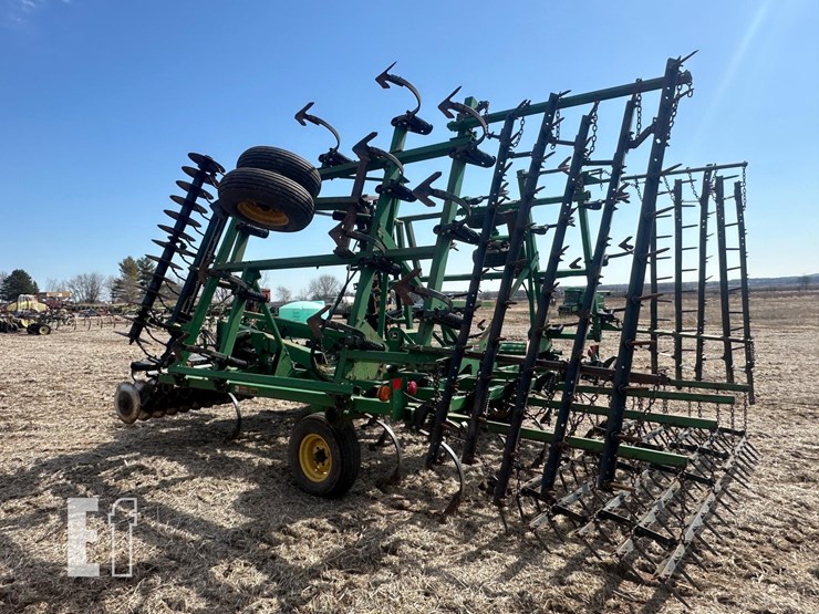 john-deere-726-image-4