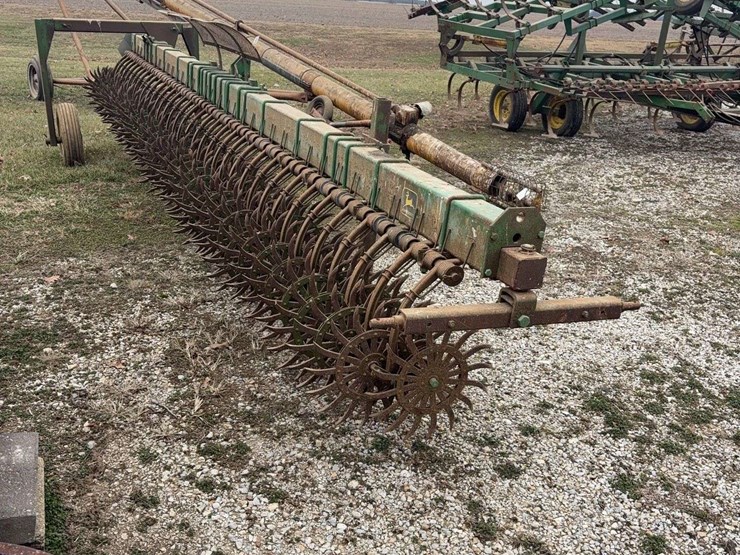 john-deere-400-image-2