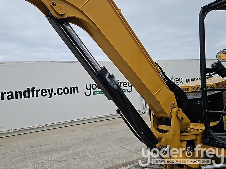 2023-caterpillar-306-image-22