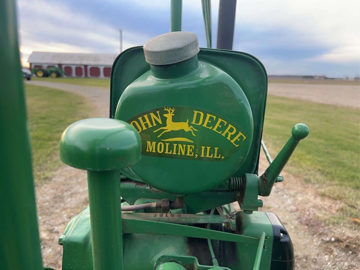 john-deere-model-b-image-49
