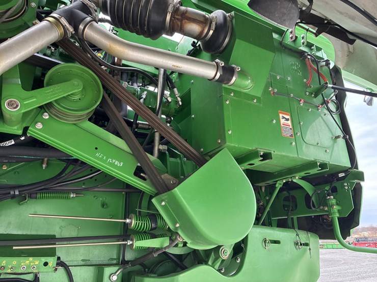 2014-john-deere-s670-image-55